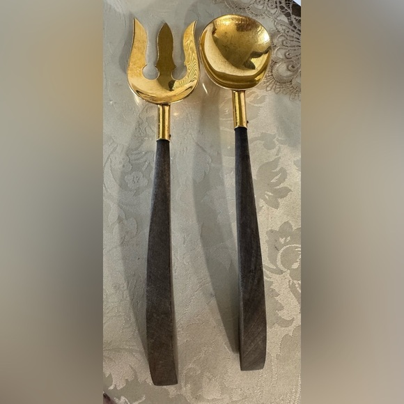 Vintage Gold tone and Brown wooden handle Salad Serving Set - Picture 1 of 8